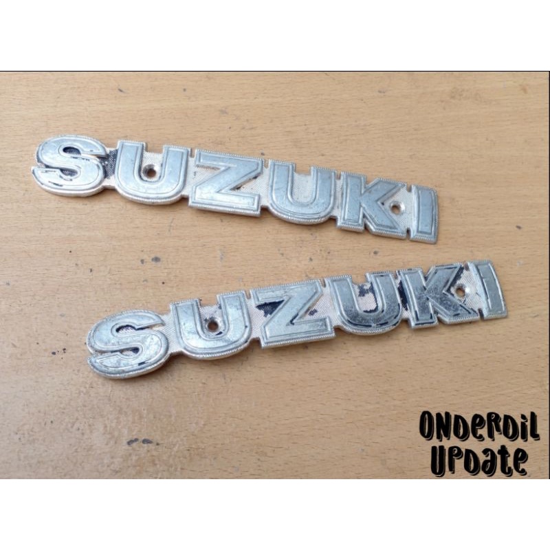 Emblem tangki motor Suzuki Trs A100 Original
