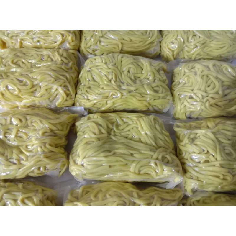 

MIE BASAH HOKKIEN 500GR {NARTI}