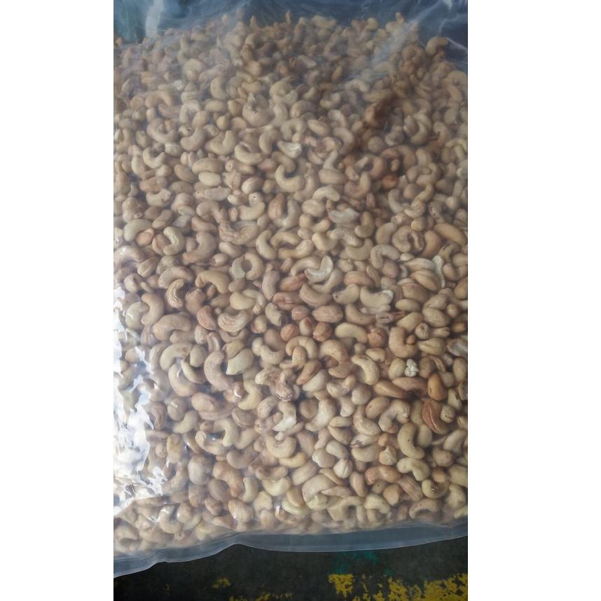 

Diskon Promo ー Kacang Mede Mentah, Kacang Mete Mentah, Kacang Mente Mentah, Mede Utuh Murah 1kg ♫