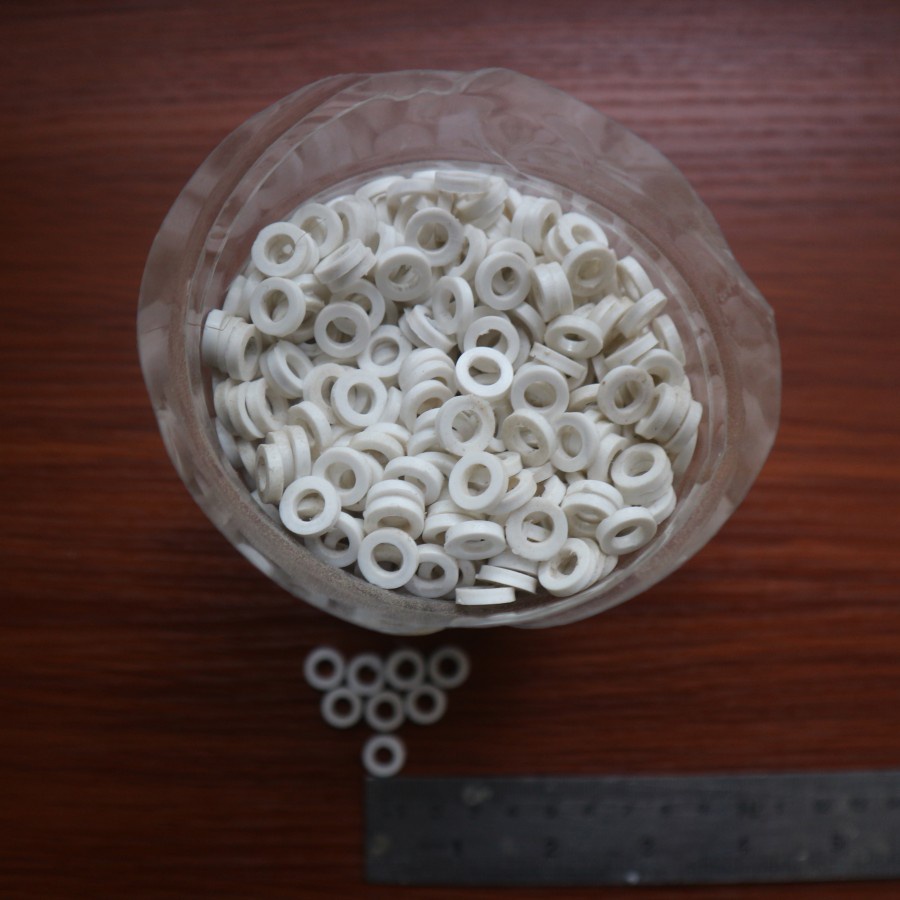 RING PLAT PUTIH BAHAN PLASTIK / RING BAUT RING PLASTIK