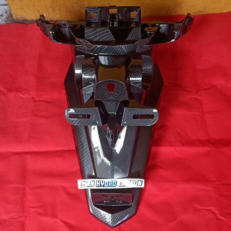 SPAKBOR/SPAKBOARD BELAKANG CARBON YAMAHA NMAX NEW 2020-2021