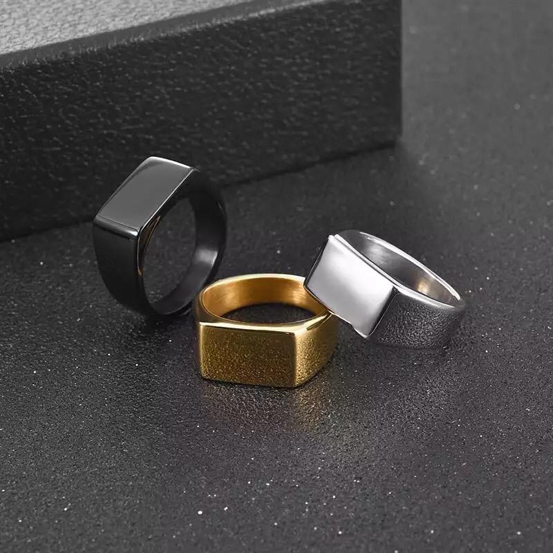 [BAYAR DI TEMPAT] Cincin Titanium Pria Model Kotak Kecil Warna Black, Gold, Silver Premium