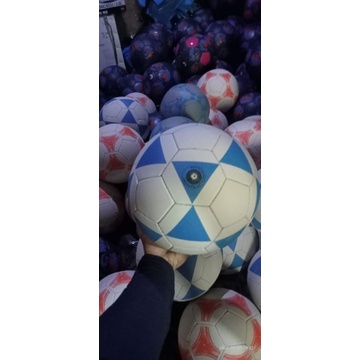 bola sepak bola kaki anak ringan size5 segitiga