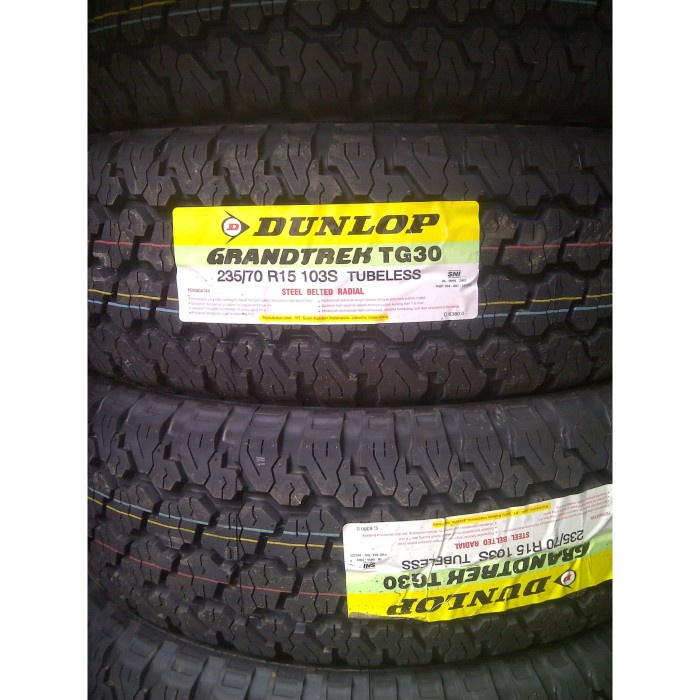 Dunlop GRANDTREK TG30 SIZE 235/70 R15 Ban Mobil Taft Terano Panther
