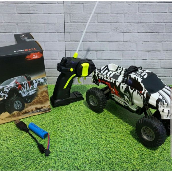 RC REMOTE CONTROL MOBIL ROCK CRAWLER PICK-UP OFF ROAD TOYOTA HI-LUX TERBARU