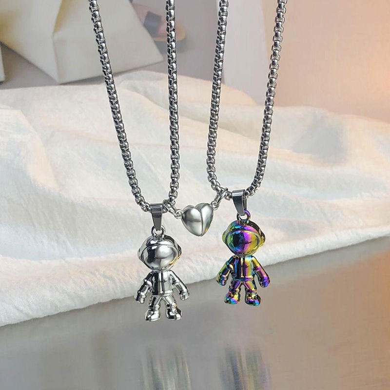 Kalung Couple Astronot Colorful Astronot Liontin Magnet Sweater Unik Rantai Kalung Perhiasan