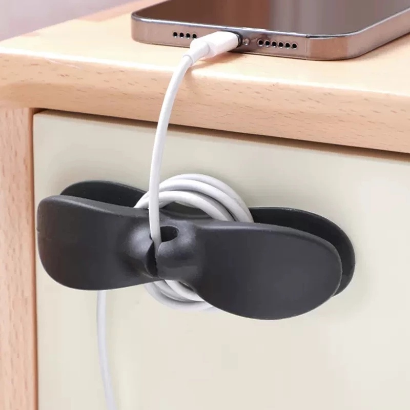 Tempat Penyimpanan Kabel Cord Winder Organizer Peralatan Cord Organizer Hemat Tempat Kawat Penahan Perekat Diri Untuk Dapur Mesin Kopi Air Fryer Cable Management Clip