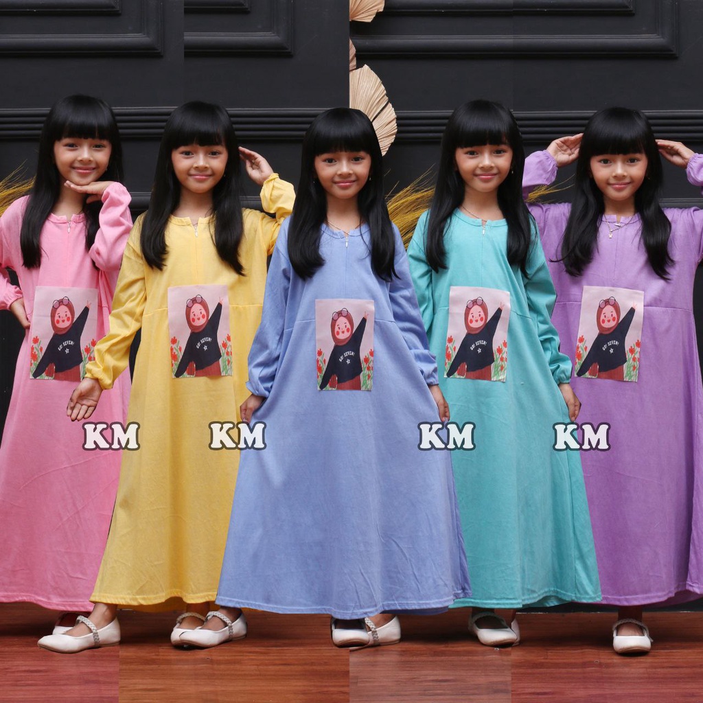 GAMIS ANAK BAHAN KAOS DASTER ANAK PEREMPUAN MOTIF EMBLEM DASTER GAMIS ANAK MUSLIMAH BAHAN KAOS