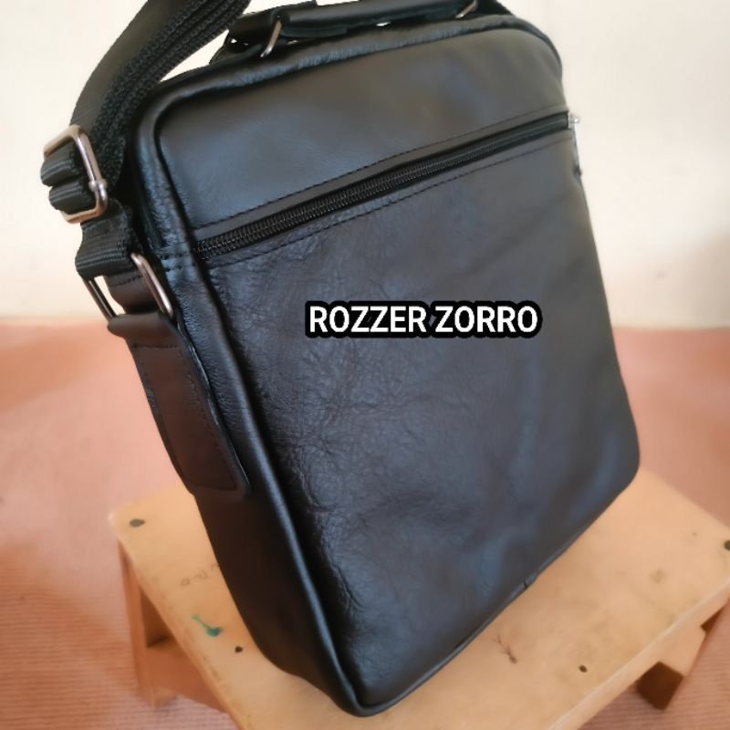 Tas selempang pria kulit asli by ZORRO