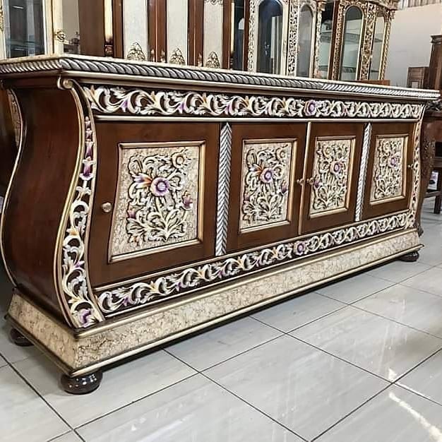 Bufet Ukiran Jepara Kayu Jati Panjang 2 Meter Finishing Natural Melamine Kombinasi Gold Emas