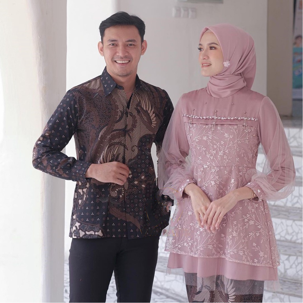 Batik Couple Kebaya Modern Kebaya Wisuda Lamaran Baju Tunangan Batik Brukat Zaraa