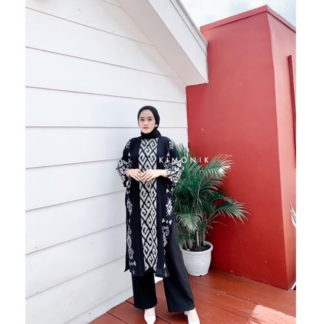 KIMONIK NAURA TUNIK BLACK VORY