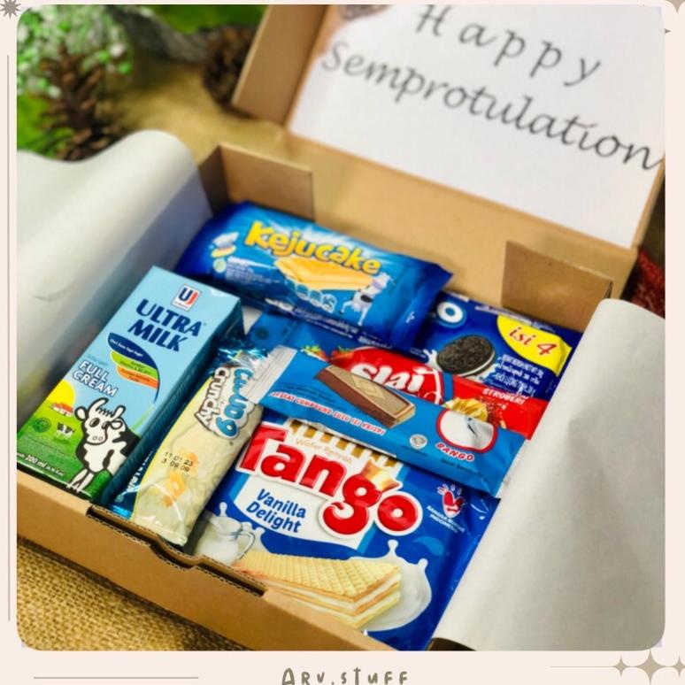 

[COD] 7H957H95 HAMPERS SNACK BIRU/hampers ulang tahun anniversary anniv ldr jumatan kado pacar hadiah pasutri wedding teman unik alat sholat hadiah hari raya murah viral termurah se shopee parcel alat ibadah alquran sajadah sarung 80