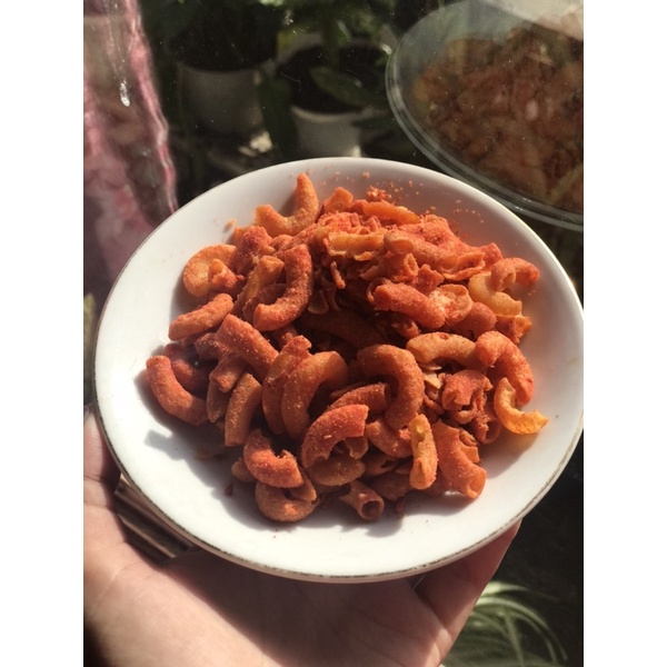 

Makaroni pedas manis, jagung bakar, pedas asin