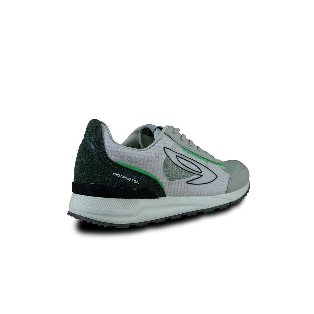 GRATIS ONGKIR !!! SEPATU RUNNING ORIGINAL 910 NINETEEN YOKKO 2 WARNA TERBARU DISKON OJANSPORT