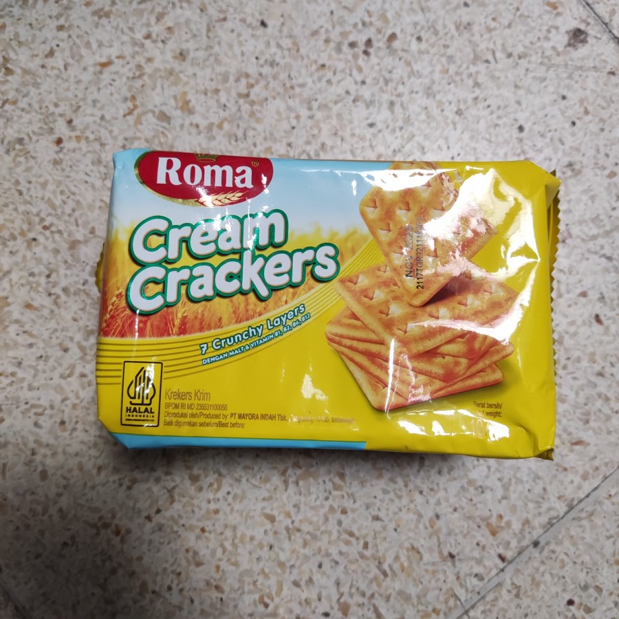 

Roma Malkist Asin Cream Crackers