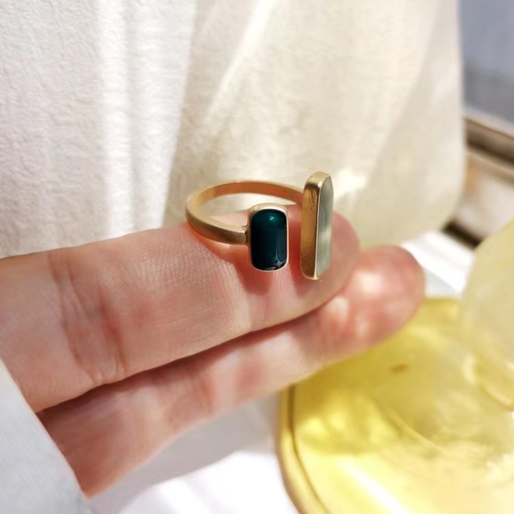 Cincin Nicollina Sofia Cincin Persegi Hijau Cincin Fashion Adjustable Retro Ring Geometric