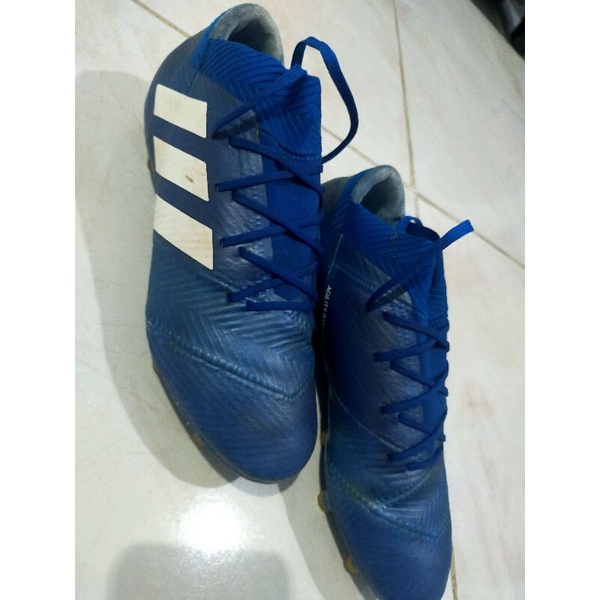 sepatu bola adidas nemeziz 18.2