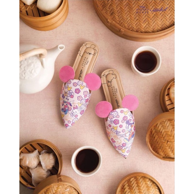 Disney Mickey Mouse x Ittaherl year of rabbit Disney Mickey Mouse x Ittaherl year of rabbit size 38