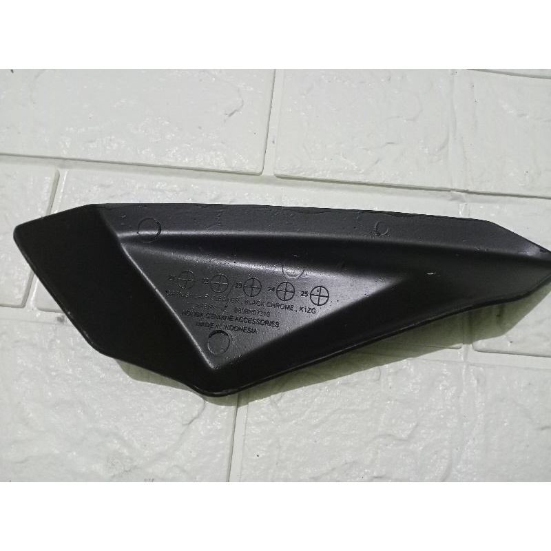 Garnish Air Cleaner Honda Pcx