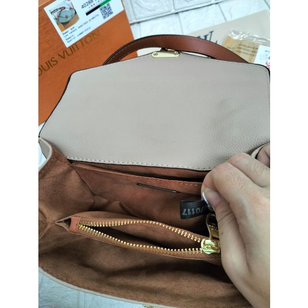 tas fashion  with lookmefist bag LV metis mini 2tali slingbag dan shoulder bag free box