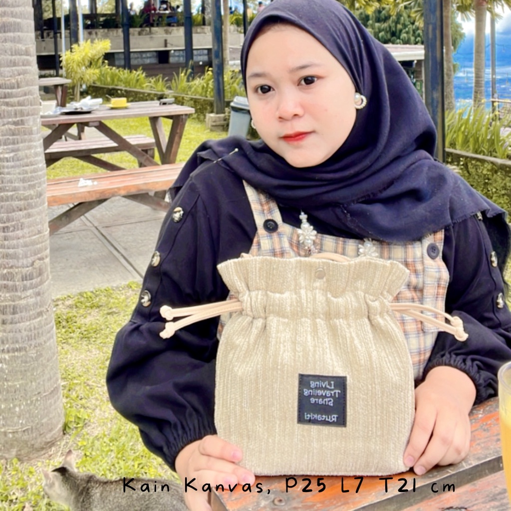 Tas Slingbag Mini Serut Tali Panjang Slempang Cewek Simpel Minimalis Murah COD Semarang Buat Lebaran