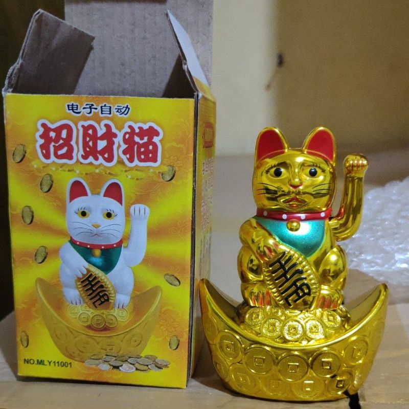 KUCING MANEKI KUCING MANEKI NEKO KUCING HOKI LUCKY CAT PATUNG KUCING KEBERUNTUNGAN PAJANGAN patton pattondove patton.id pattondove.id rusiacollection rusiacollection.id rusiacollectionsurabaya