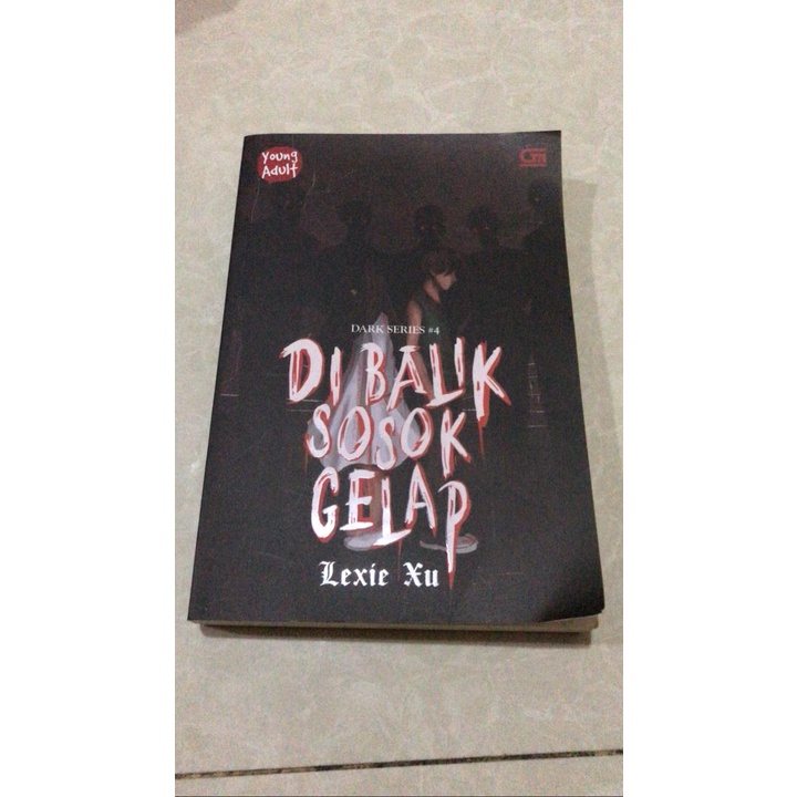 Di Balik Sosok Gelap