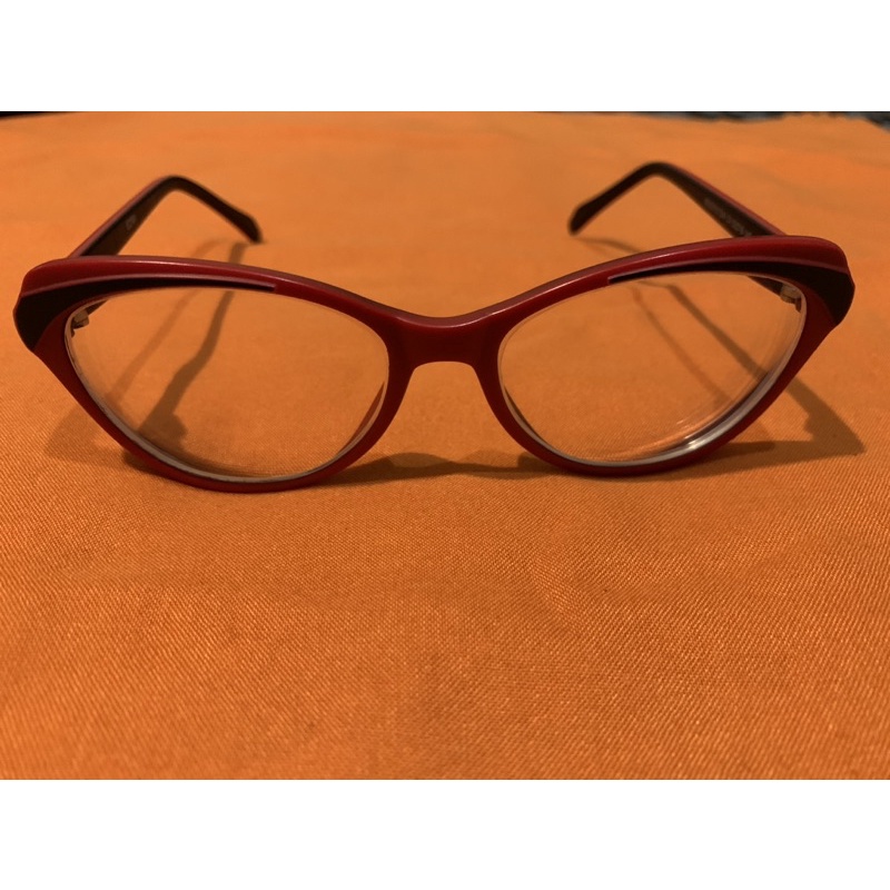 Frame Kacamata Illustro by Optik Melawai