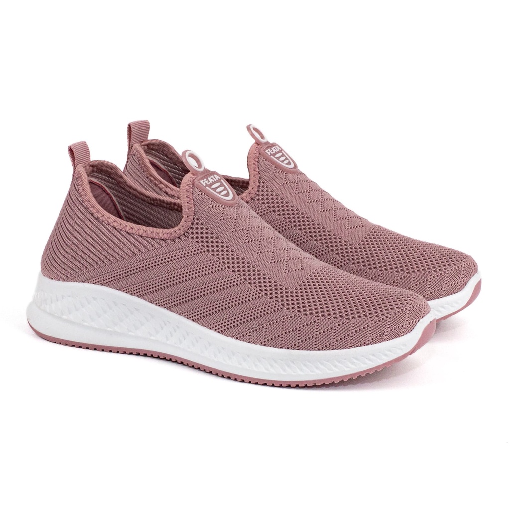 Slip On Terbaru Sneakers Wanita Import Tanpa Tali Fashion Korea Casual Sport Shoes A030