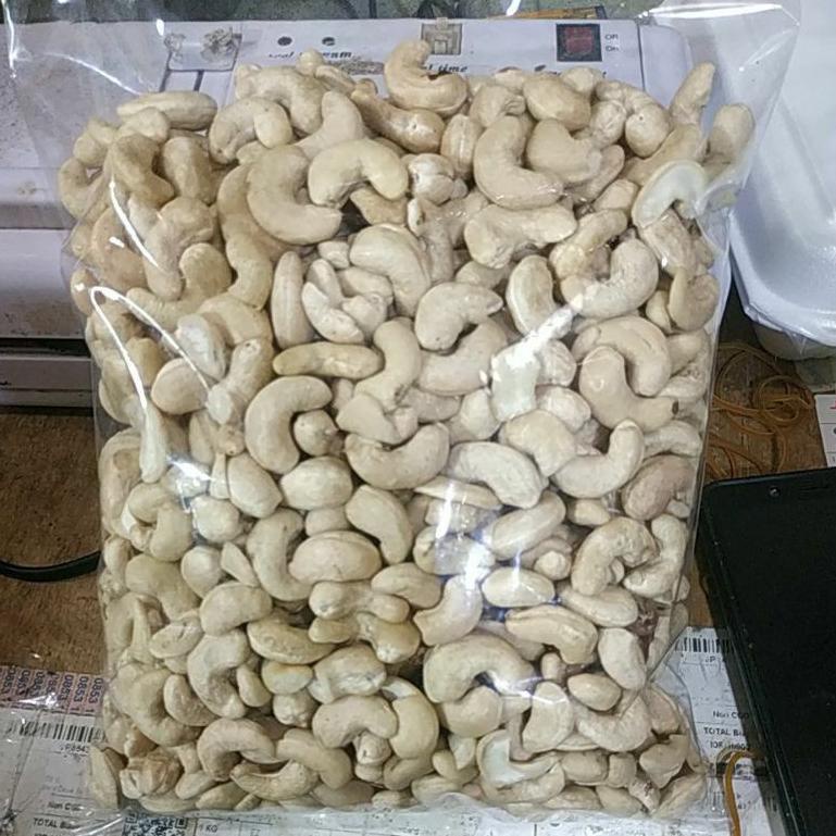 

Promo ｀ Kacang mede mentah 500gr Wonogiri ✪
