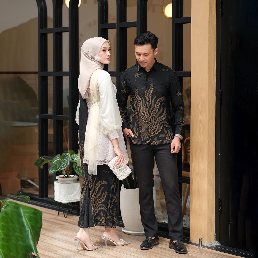 (READY CREAM DAN MAUVE) Batik Couple Brokat Kekinian Kebaya Modern Wanita Set Zevanya Lengan Panjang Baju Couple Pasangan Free Selendang