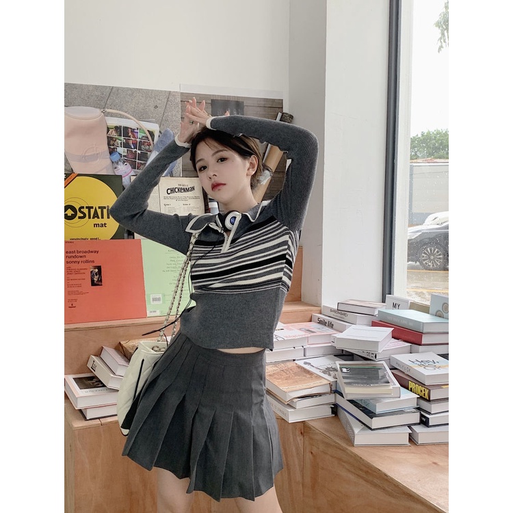 Red Polo Bergaris Kerah Rajutan Sweater Wanita Musim Gugur dan Musim Dingin Atasan Ritsleting Baru Lengan Panjang Slim Fit Chic Pendek Kemeja