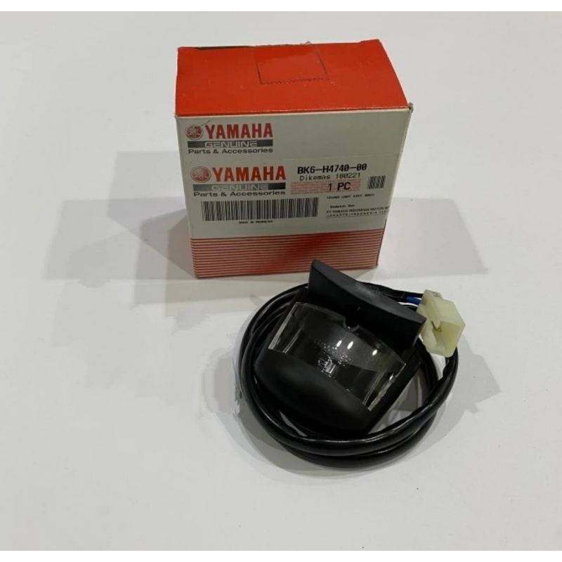 LAMPU PLAT NOMOR R15 V3 ASLI ORI YAMAHA BK6 H4740 00