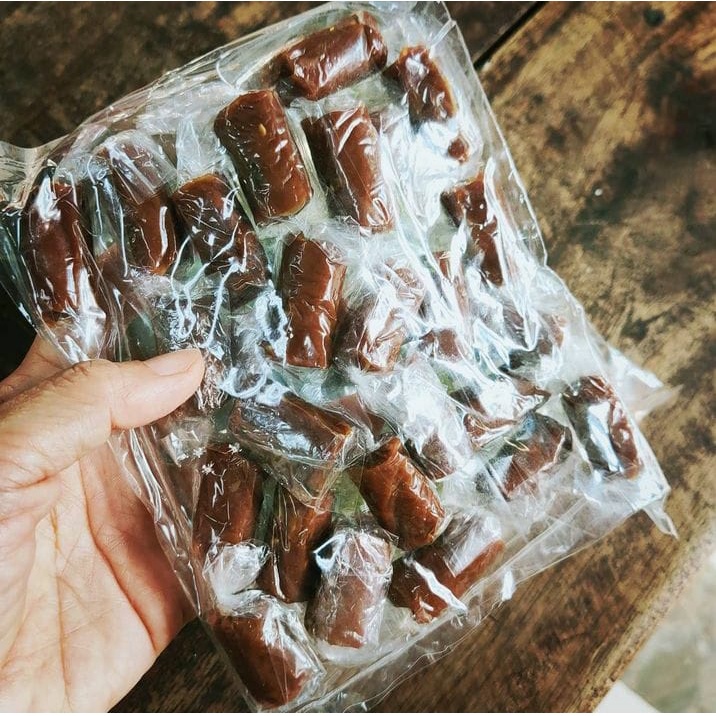 PERMEN SANTAN / BON BON KELAPA / BONBON PANDAN JADUL CEMILAN DODOL JENANG CANDY MEDAN ENAK