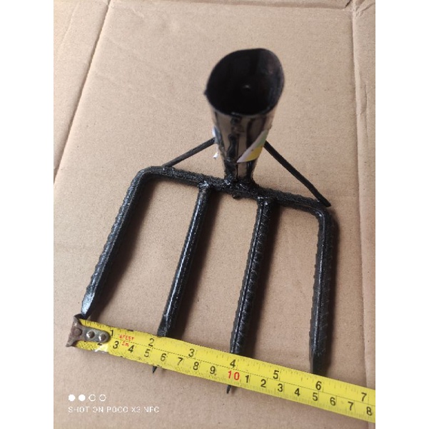 garukan sampah/garpu sampah, garukan got besi ulir