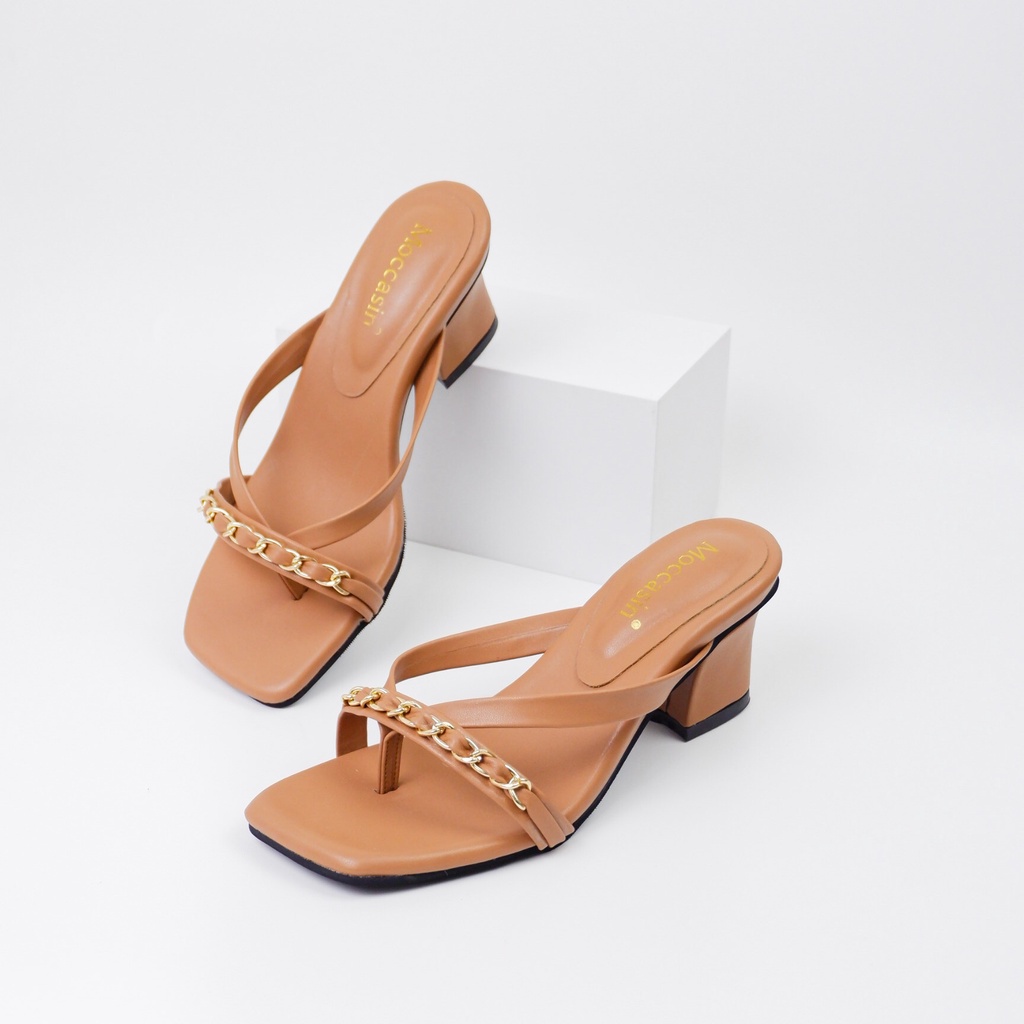 Sepatu Heels Wanita Jepit Strap Rantai BMT 02