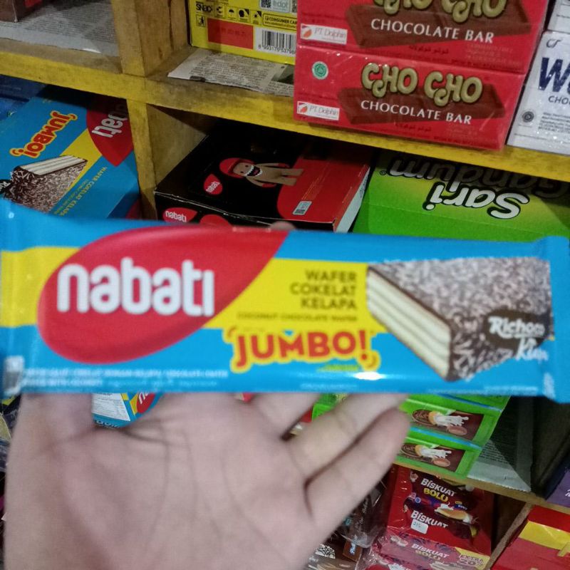 

nabati jumbo wafer cokelat kelapa + buble warp