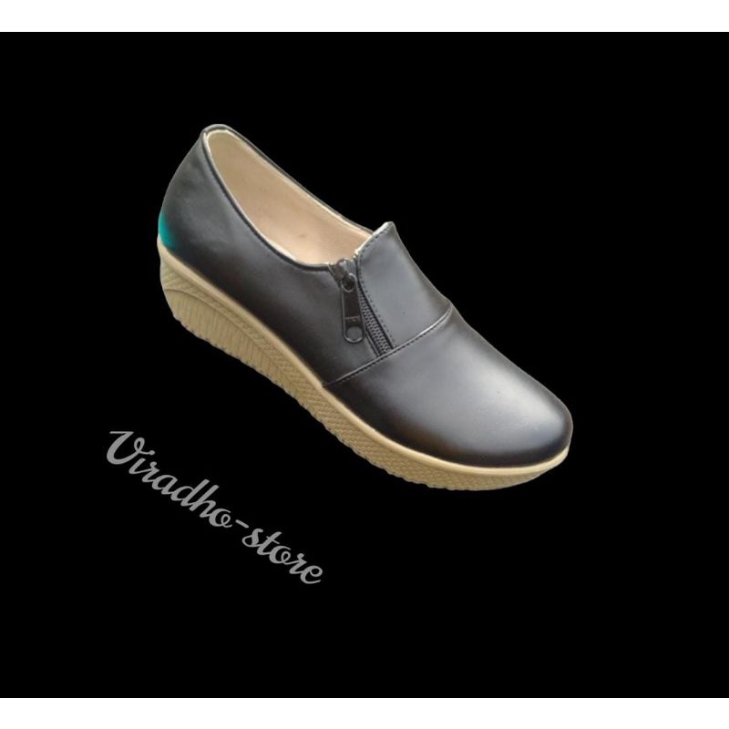 Sepatu  Wanita Aqila Terbaru slip on Brand Chaeena' 022 Sleting Sepatu kasual Terlaris