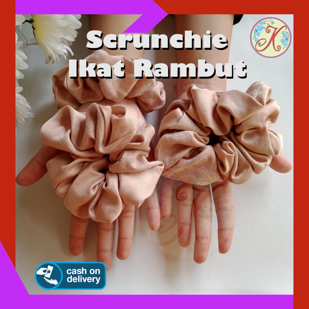 Scrunchie Scrunchies Ikat Rambut Kunciran Cepol Satin