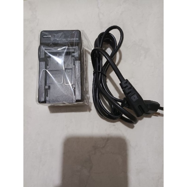 Charger For Handycam Jvc Everio VG107 VG114 VG121 VG 107 114 121