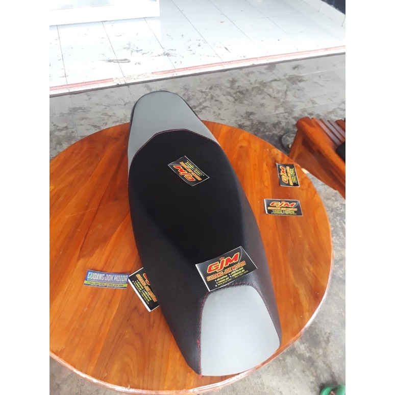 jok yamaha x ride-Jok X ride-Jok X Ride Hitam putih