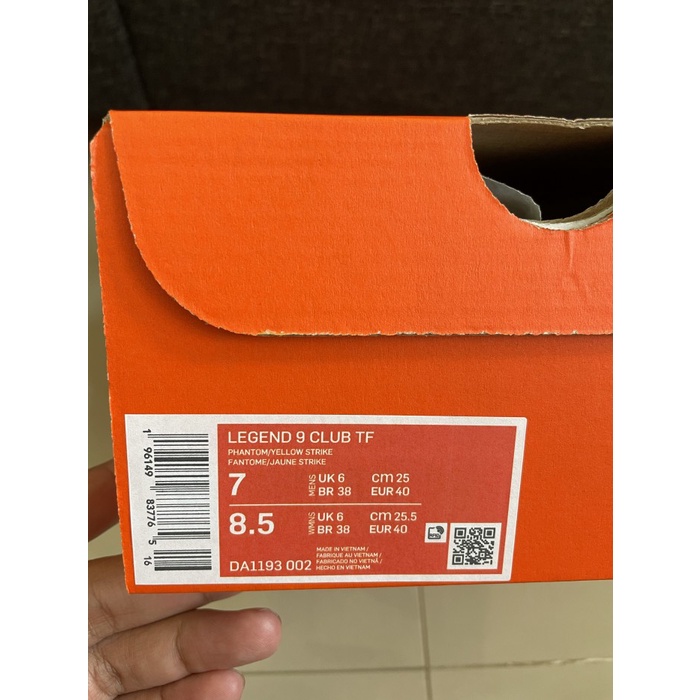 SEPATU FUTSAL NIKE TIEMPO LEGEND CLUB 9 TURF YELLOW STRIKE BNIB