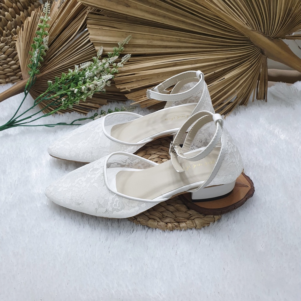 sepatu wedding wanita seksi putih 3 cm tahu tali belakang