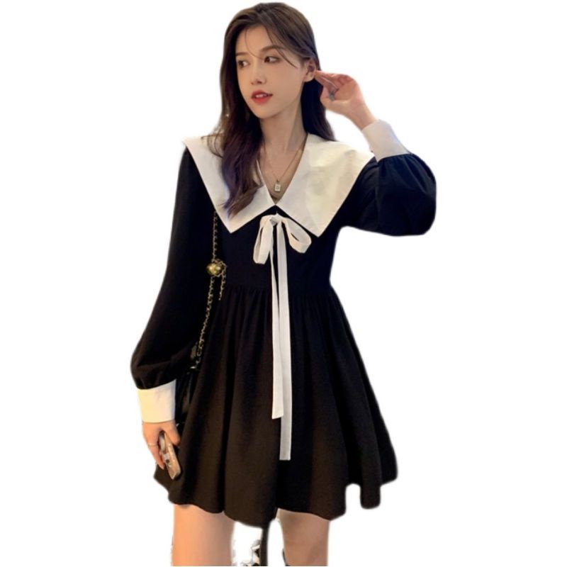 Red Kerah boneka mengurangi usia gaun manis wanita musim gugur 2022 baru Perancis ikat pinggang rok pendek pelangsing