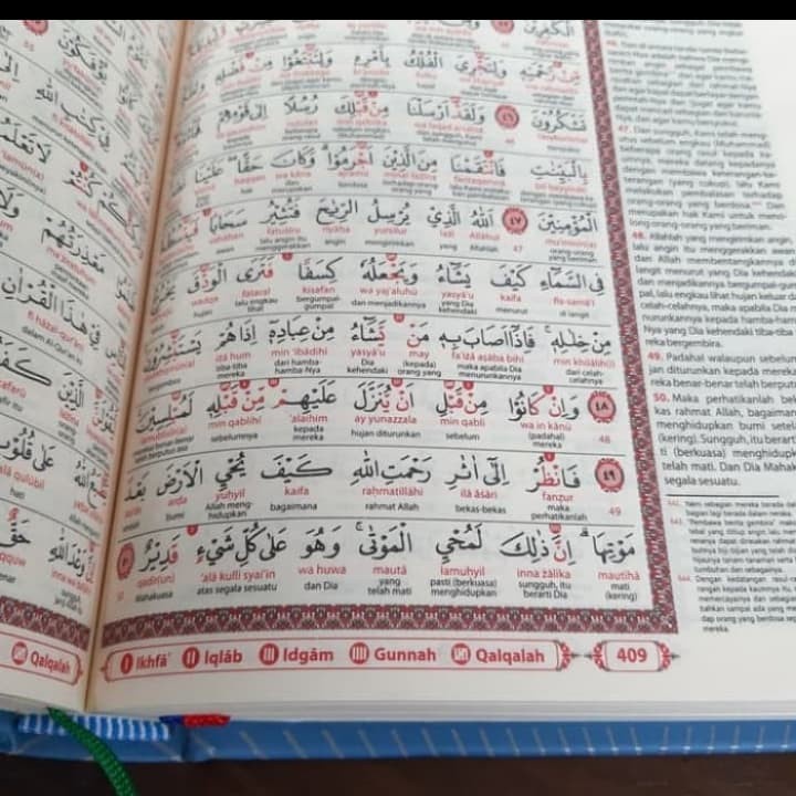 AL-QUR'AN AL WASIM Al Quran Terjemahan Perkata Tajwid Transliterasi Ukuran A5