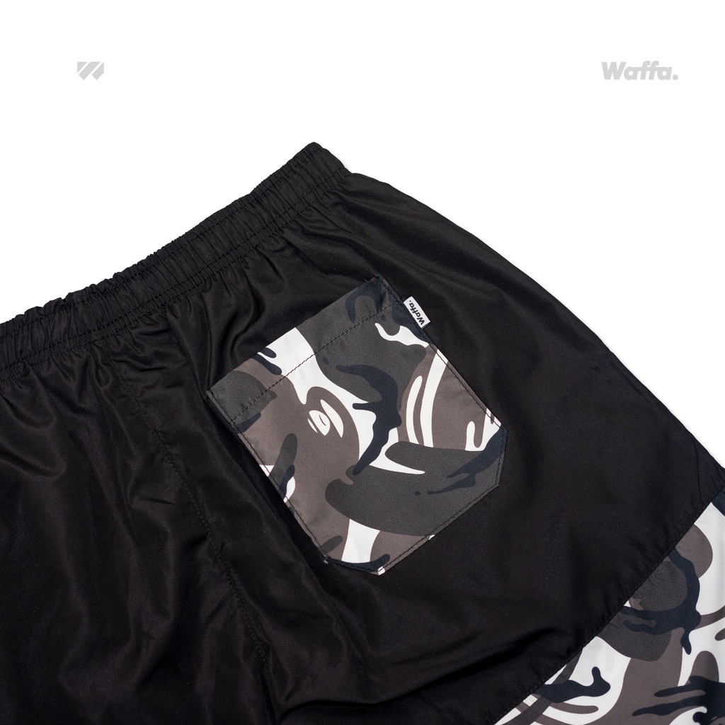 Celana Pendek Walkshort Waterproof Waffa Motif Loreng