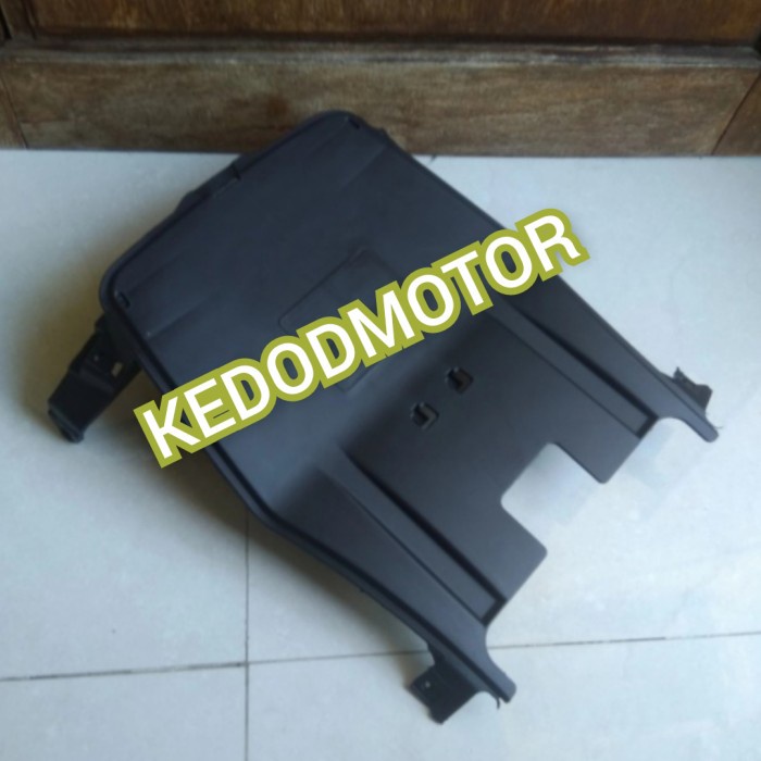 Cover Body Dek Kolong - Kolongan Bawah Beat Fi 2013-2015