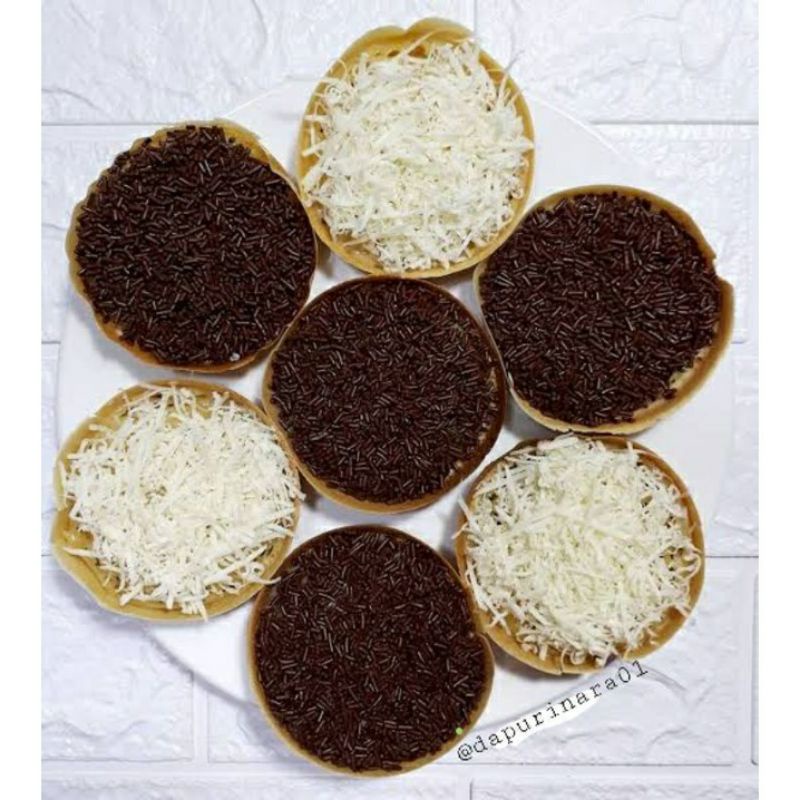

MINI MARTABAK MANIS COKELAT KEJU Min order 5 pcs