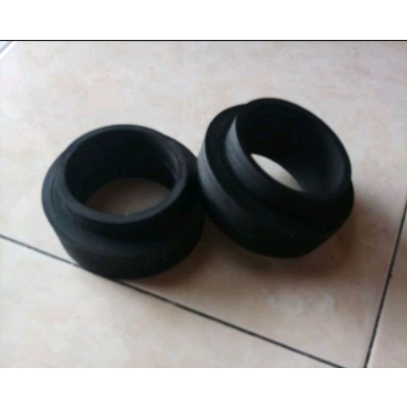 karet peninggi/bantalan perr keong belakang pajero sport,harrier.lifkit.